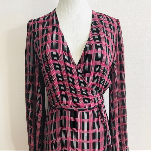 🆕 NEW WITH TAG GANNI Checked mini wrap dress size FR 38 is equivalent to… - Picture 6 of 15